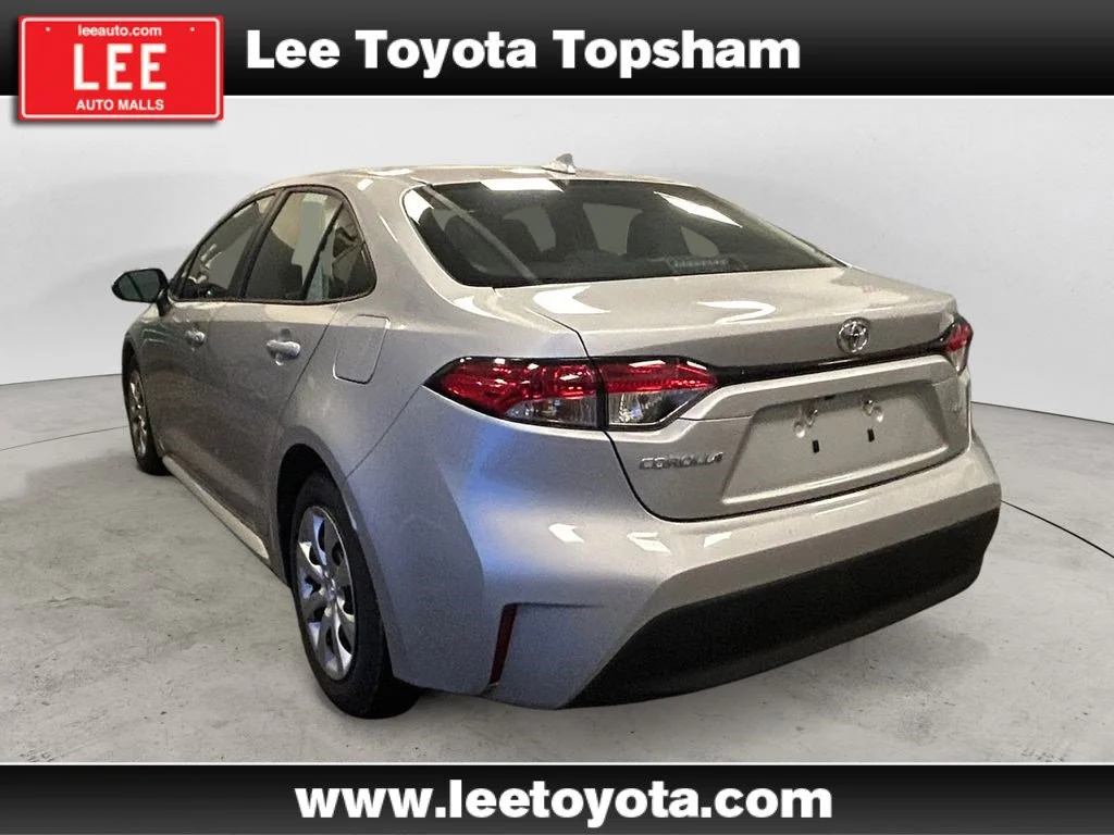 Used 2024 Classic Silver Metallic Toyota LE image 3