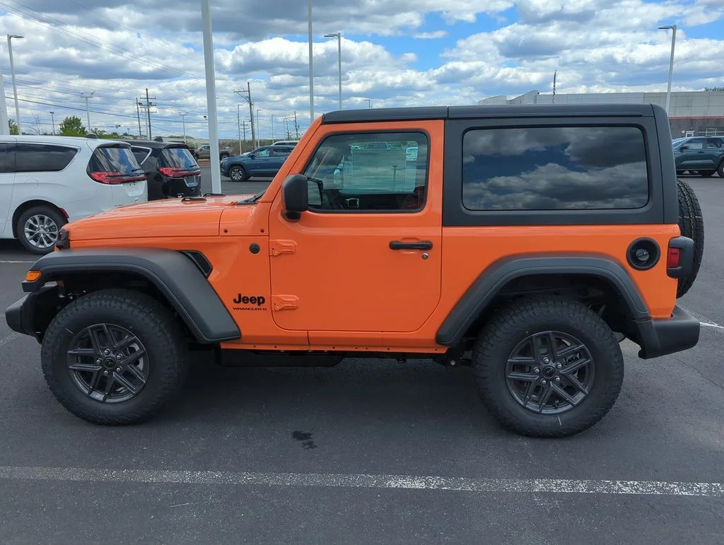 New 2026 Joose Jeep Sport S image 5