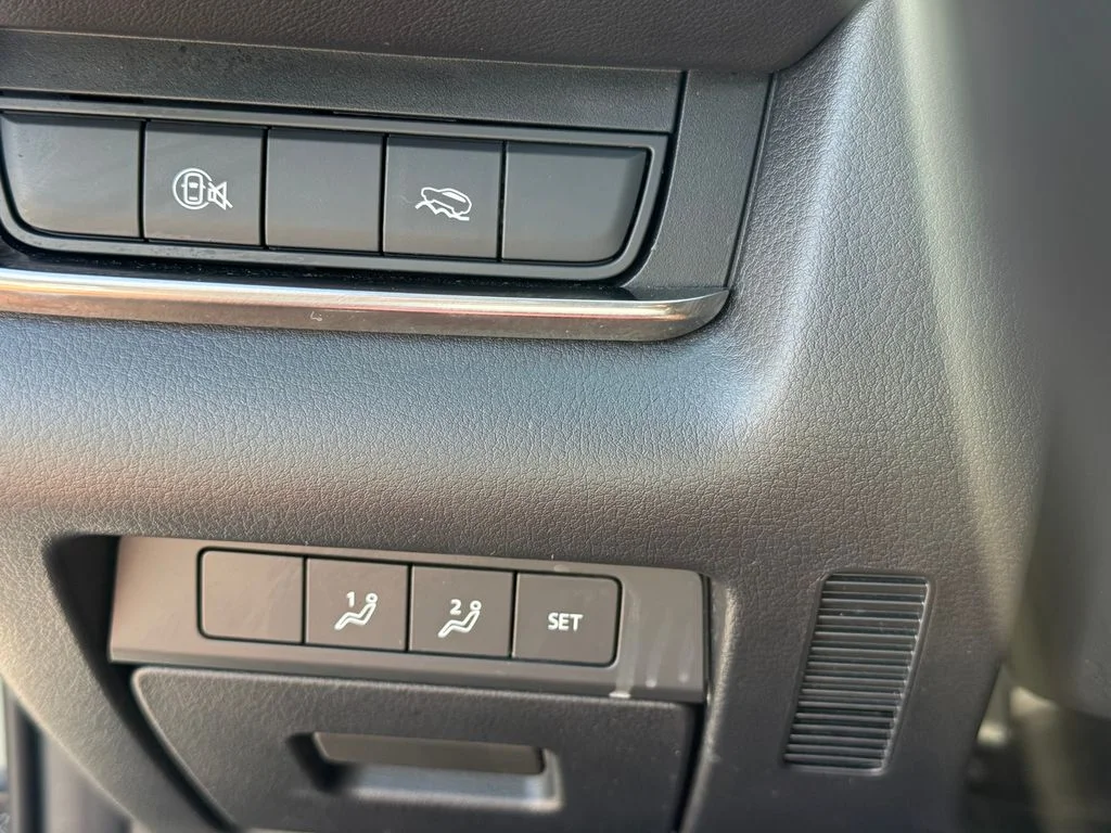 Used 2025 Gray Mazda 2.5 S Carbon Edition image 19