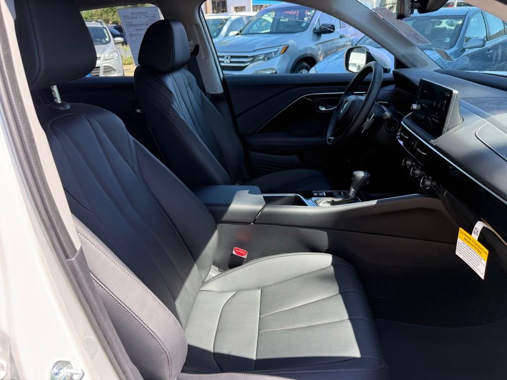 Used 2026 Solar Silver Metallic Acura Base image 21
