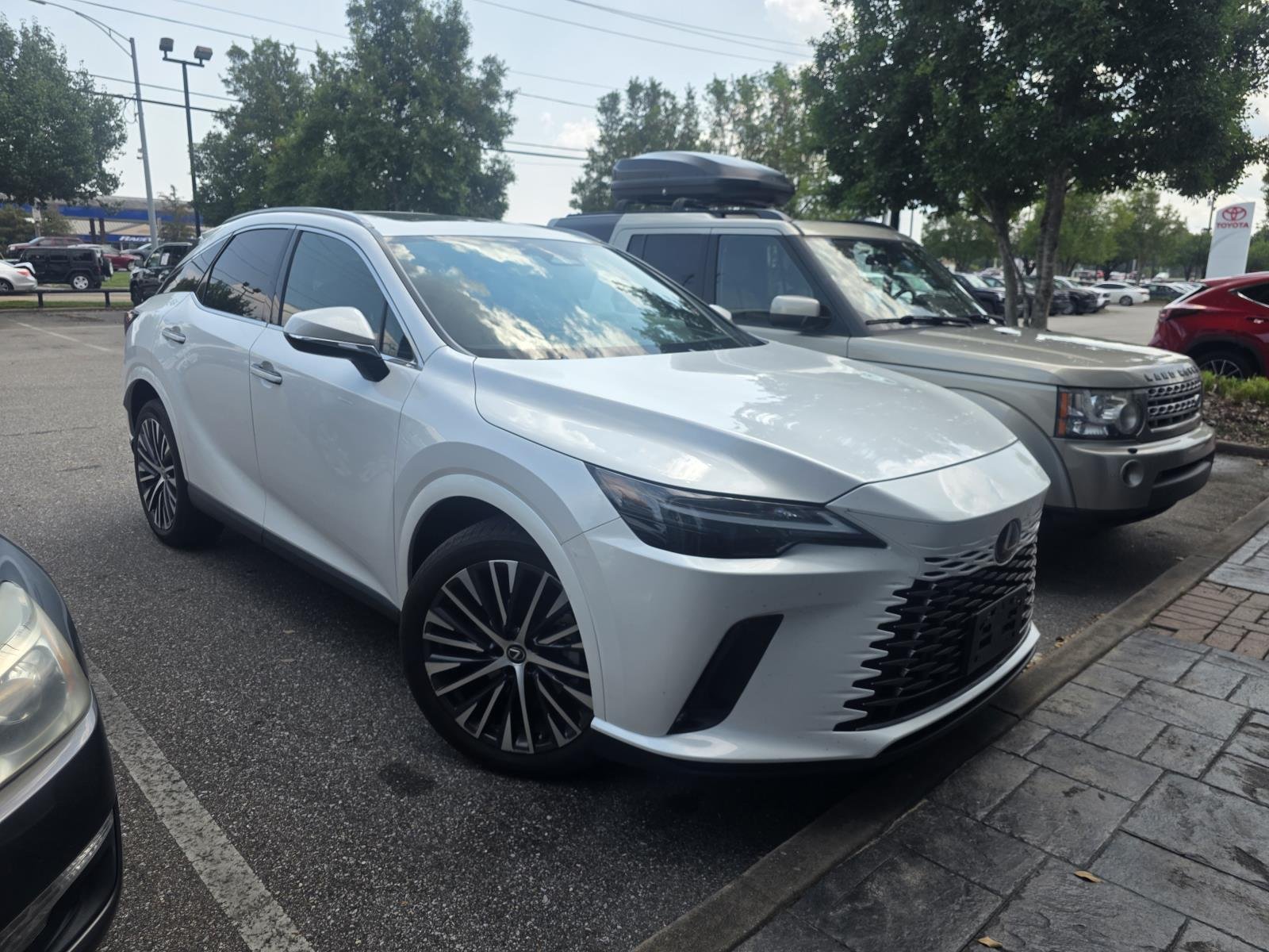 Certified Used 2023 White Pearl Lexus 350 Premium Plus image 1