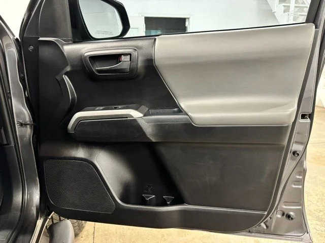 Used 2020 Gray Toyota SR5 image 21