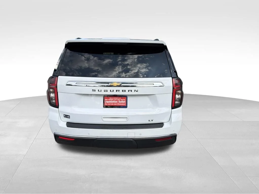 Used 2024 White Chevrolet LT image 10