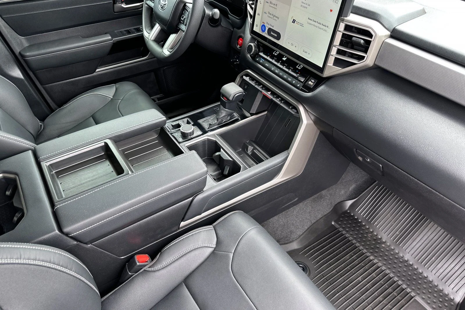 Used 2026  Toyota Limited image 15
