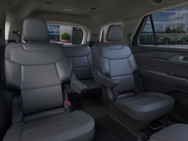 New 2026 Star White Metallic Tri-Coat Ford Active image 11
