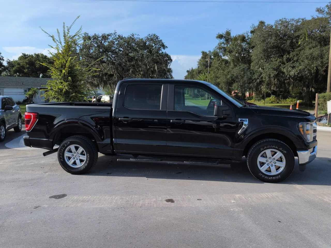 Used 2023 Black Ford XLT image 3