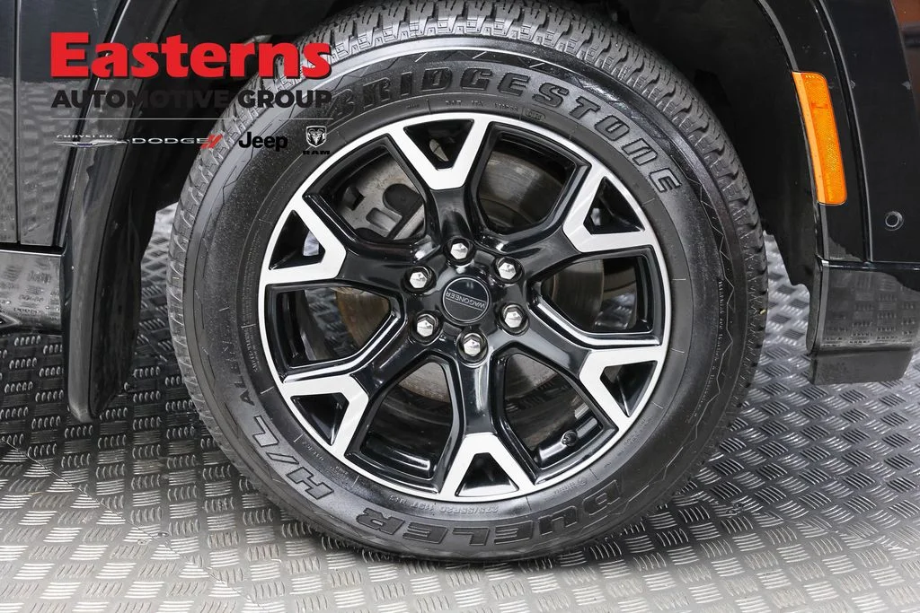 Used 2025 Black Jeep Series III image 35