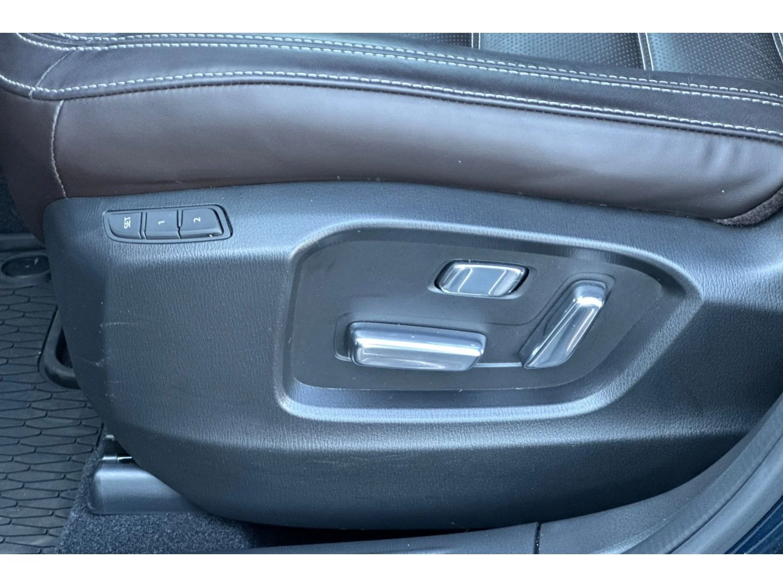 Used 2025 Deep Crystal Blue Mica Mazda 2.5 Turbo Signature image 14