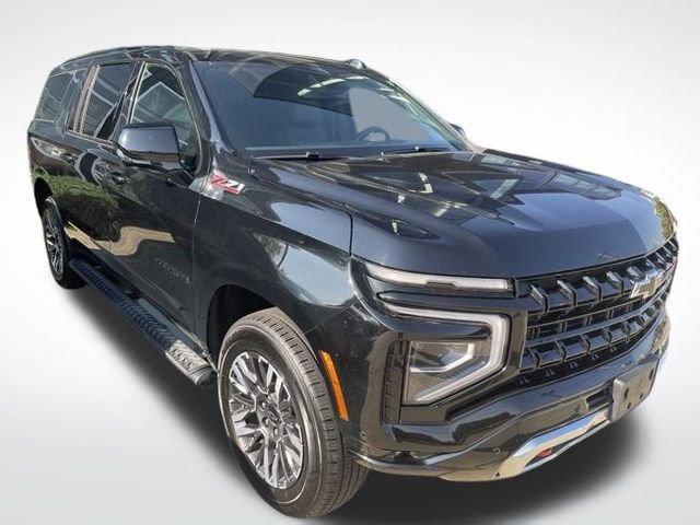 Used 2025 Black Chevrolet Z71 image 10