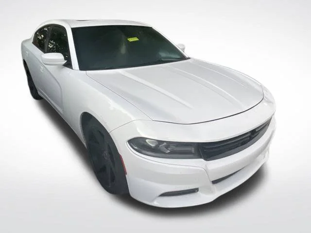 Used 2020 White Dodge SXT image 10