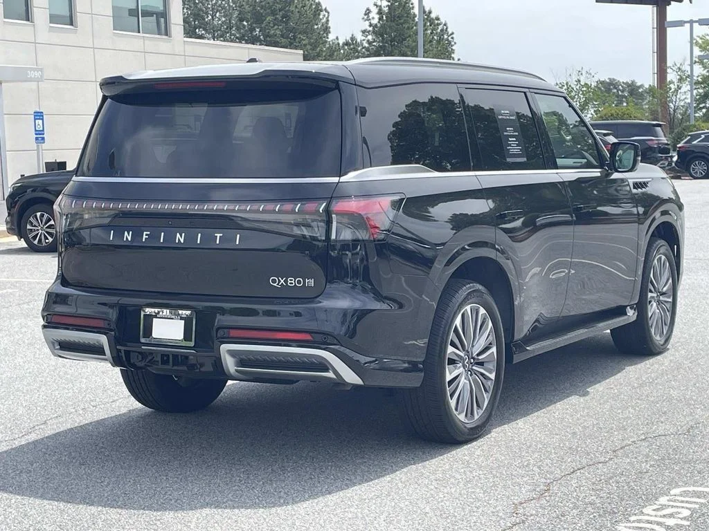 Used 2025 Black INFINITI SENSORY image 4