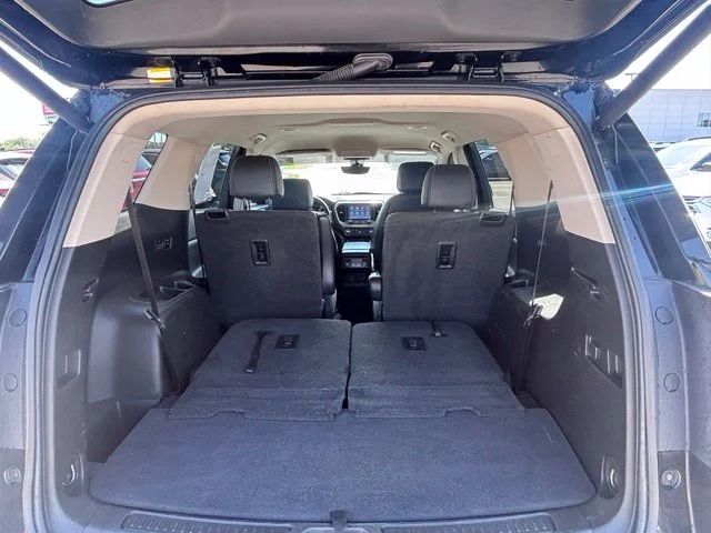 Used 2023 Black GMC Denali image 32