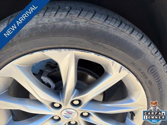 Used 2024 White Frost Tricoat Buick Avenir image 13