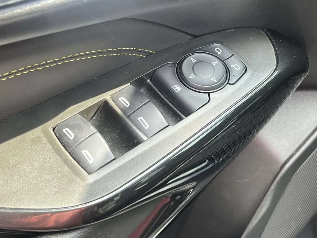 Used 2024 Mosaic Black Metallic Chevrolet ACTIV image 14