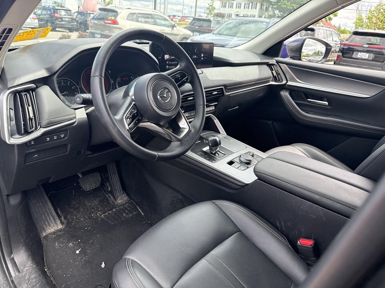 Used 2025 Machine Gray Metallic Mazda Preferred Package image 6
