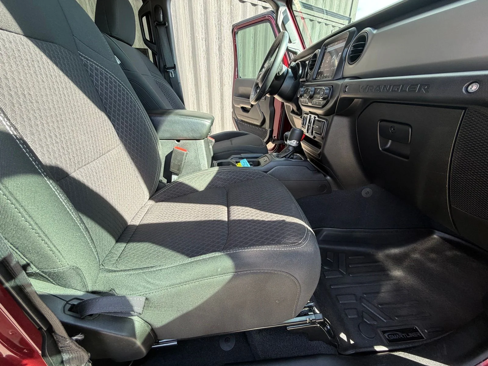 Used 2021 Red Jeep Unlimited Sport S image 32