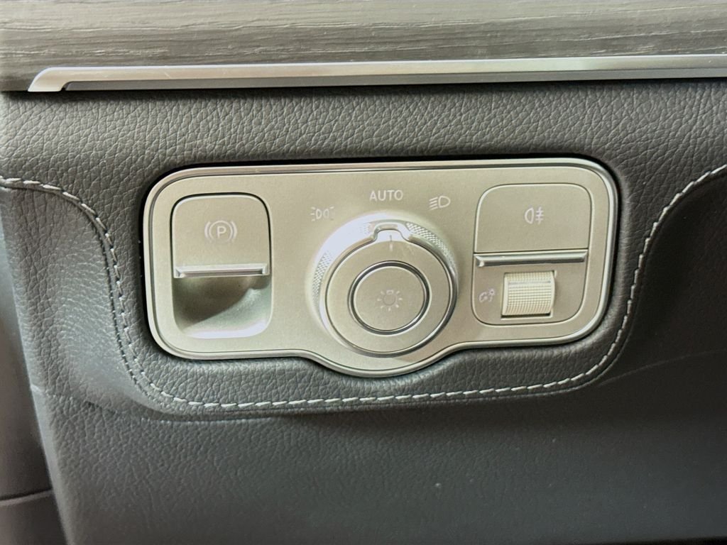2026 Mercedes-Benz GLS Base - Photo 10