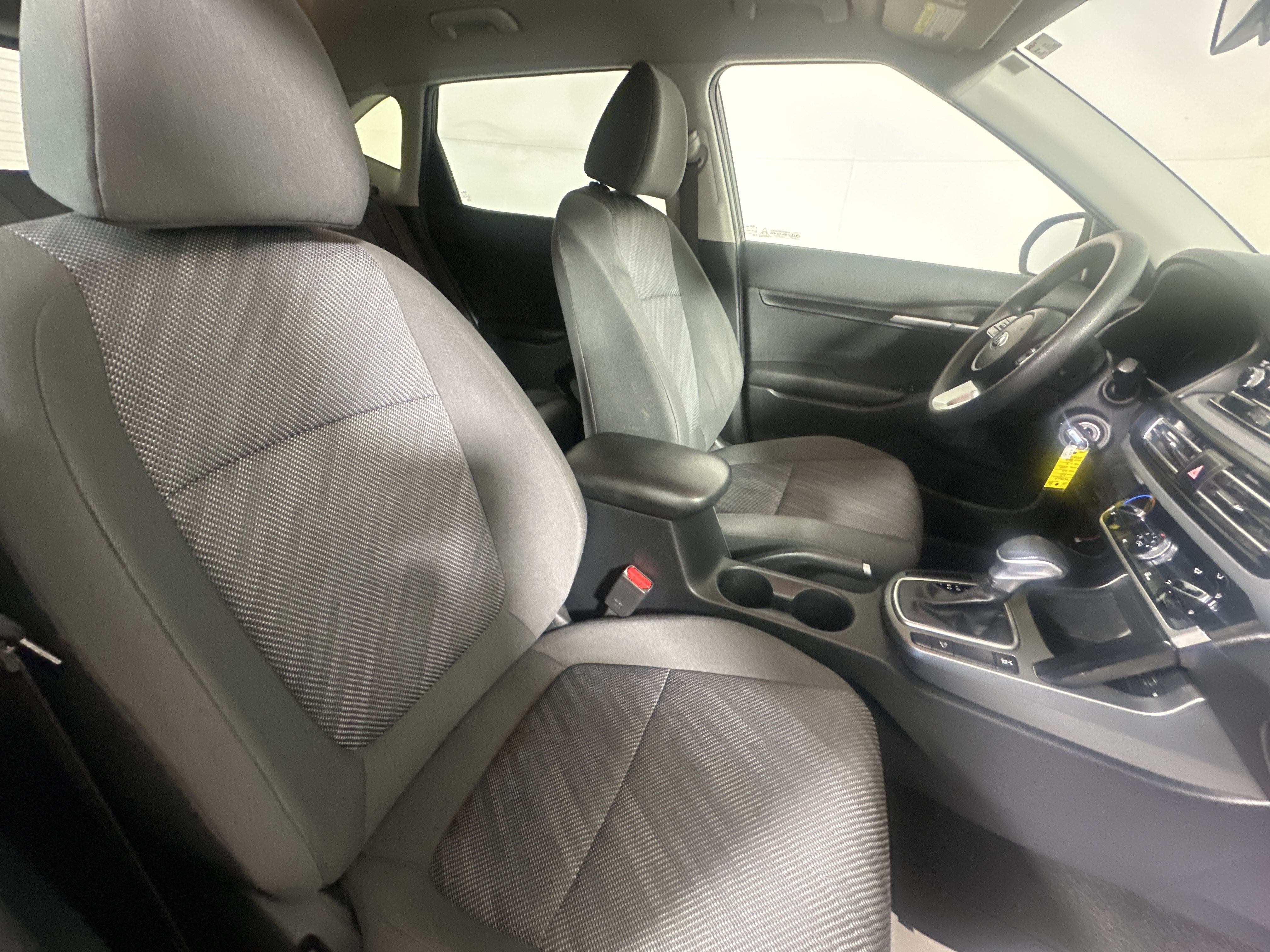 2021 Kia Seltos LX - Photo 22