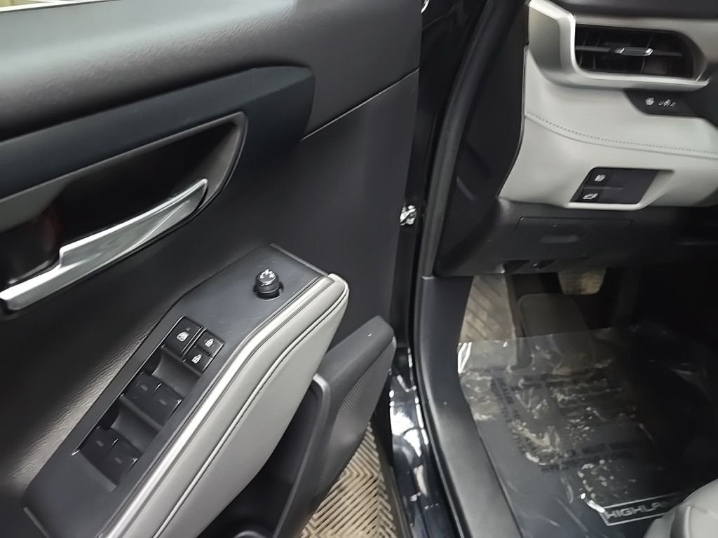 Used 2024 Black Toyota XLE image 28