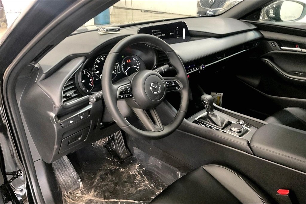 2026 MAZDA MAZDA3 - Image 7