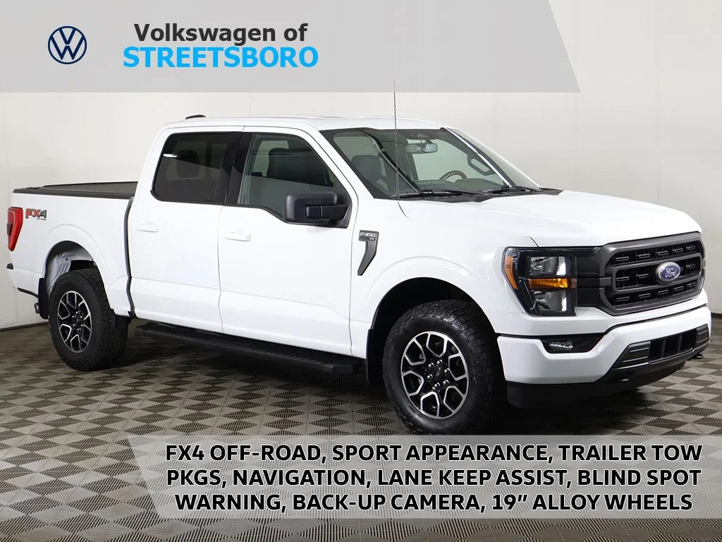 Used 2023 Oxford White Ford XLT image 1