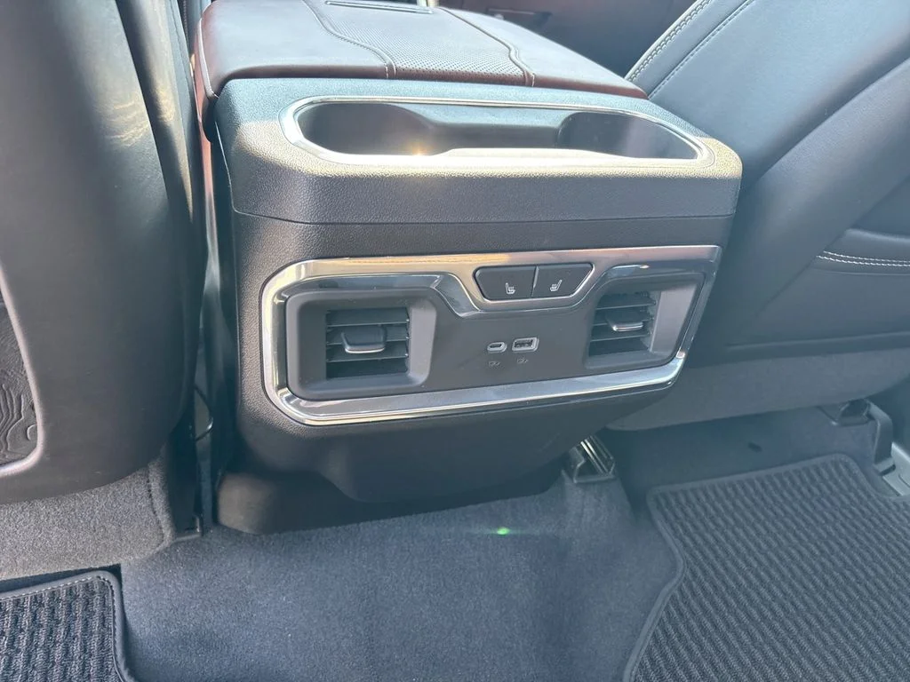 Used 2024 Black GMC Denali Ultimate image 21