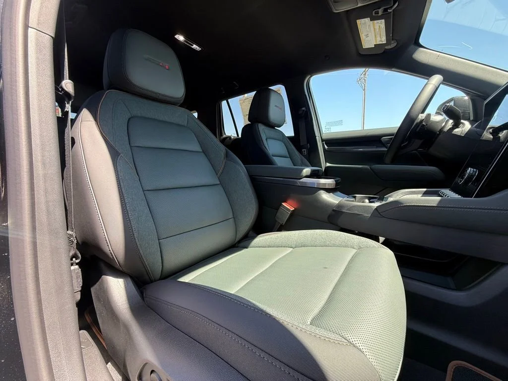 New 2026 Ebony Twilight Metallic GMC AT4 image 13