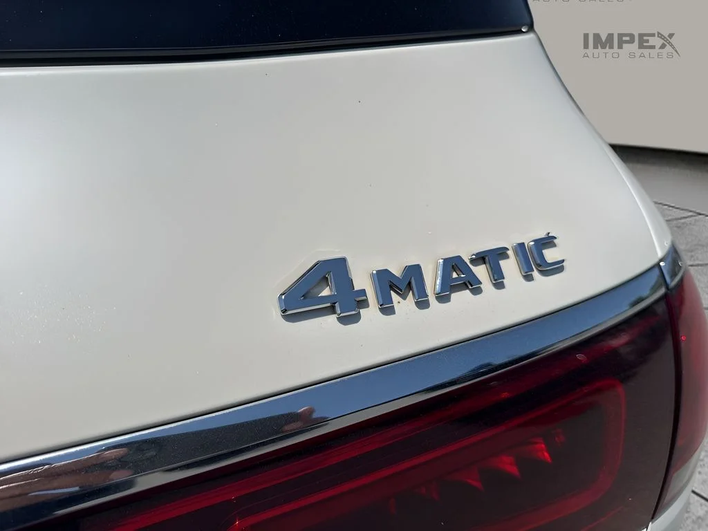 Used 2021  Mercedes-Benz GLS 580 image 32