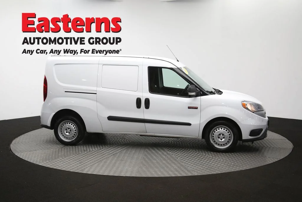 Used 2022 White Ram Base image 47
