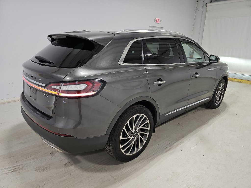 Used 2019 Magnetic Gray Metallic Lincoln Reserve image 3