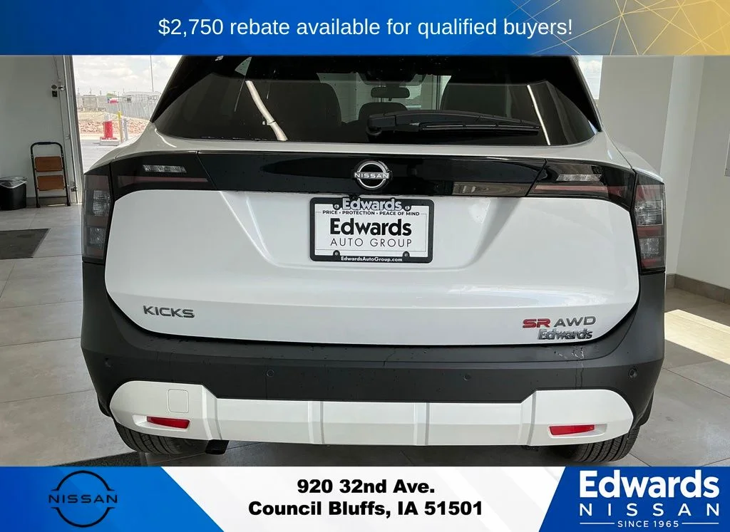 New 2026 Aspen White TriCoat Nissan SR image 6