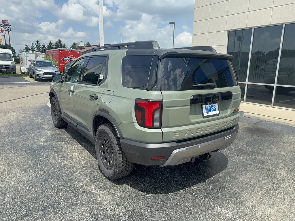 New 2026 Ash Green Metallic Honda TrailSport Elite Blackout image 7