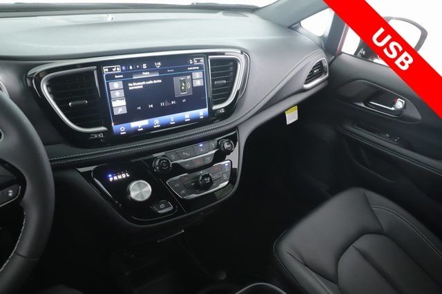 2026 Chrysler Pacifica Select - Photo 25