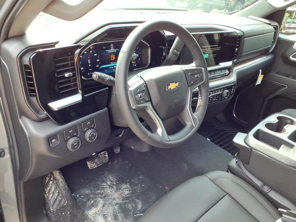 New 2026 Sterling Gray Metallic Chevrolet LT image 8