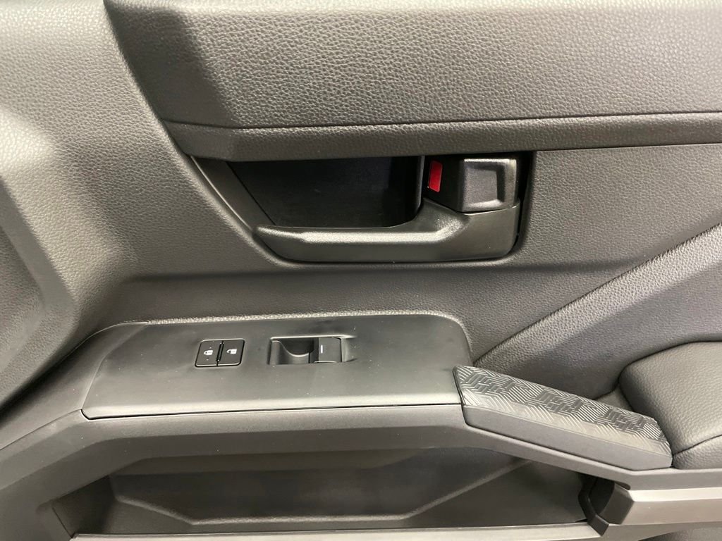 2026 Toyota Tacoma SR5 - Photo 29