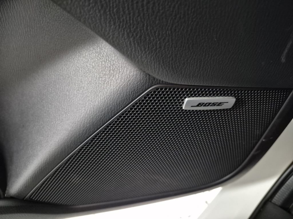 Used 2019 White Mazda Touring image 11