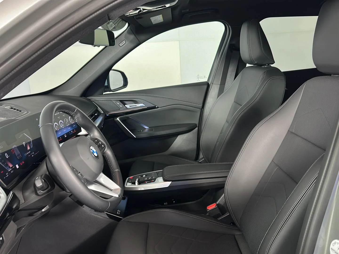 Used 2023 Space Silver Metallic BMW xDrive28i image 6