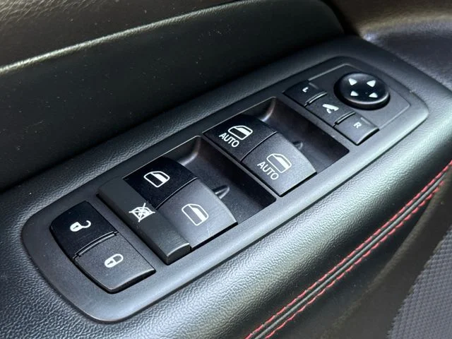 Used 2021 Gray Jeep Trailhawk image 21
