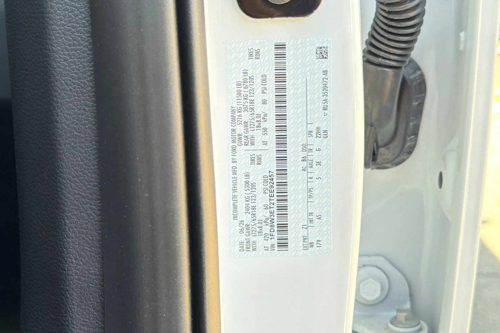 New 2026 Oxford White Ford F-350® XL image 29
