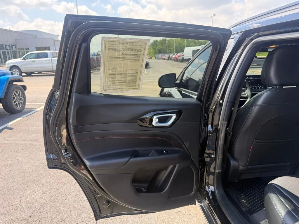Used 2024 Black Jeep Trailhawk image 30