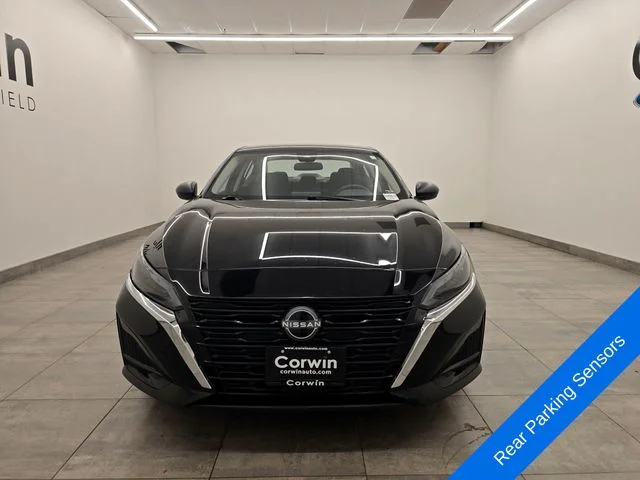 Used 2025 Super Black Clearcoat Nissan 2.5 SV image 7