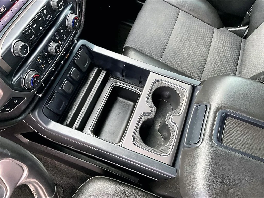 Used 2015 Black GMC SLE image 16