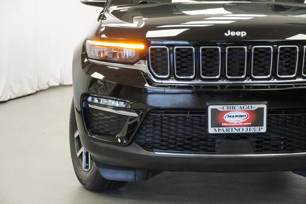 Used 2024 Black Jeep Limited image 13