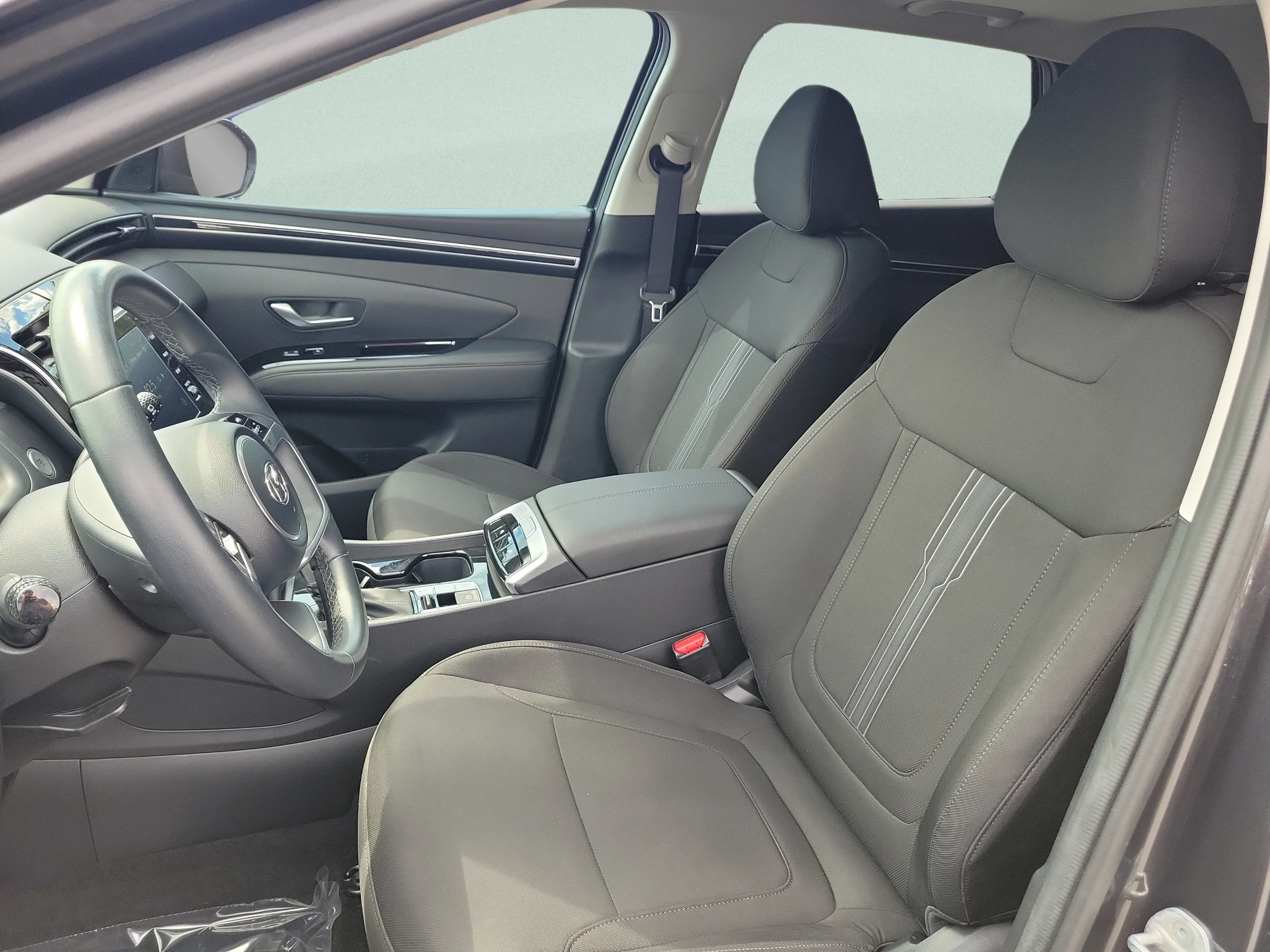 Used 2022 Portofino Gray Hyundai SEL image 17