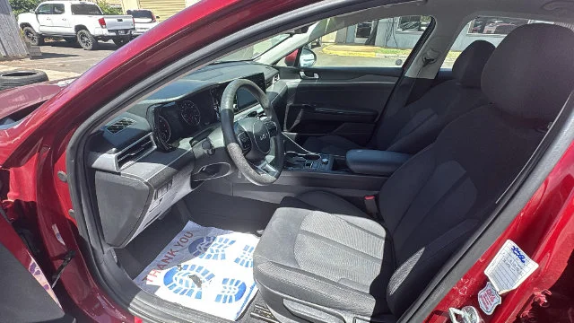 Used 2023 Red Kia LXS image 14