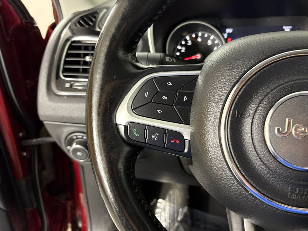 Used 2021 Red Jeep Limited image 20