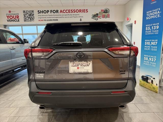 Certified Used 2024 MAGNETIC GRAY MET. Toyota  image 5