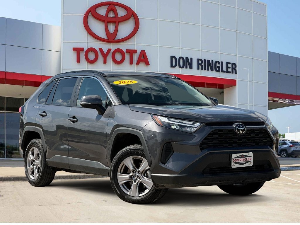 2025 Toyota RAV4