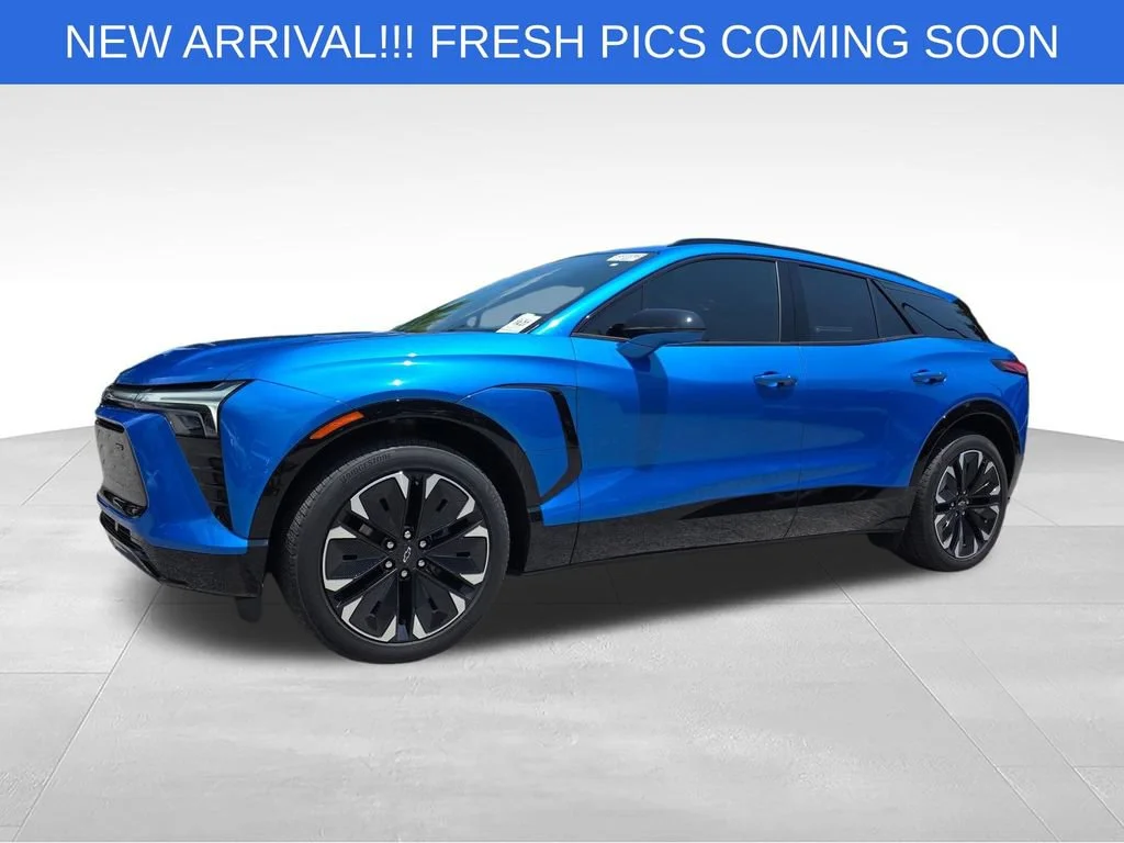 Used 2024 Chevrolet Blazer EV RS with VIN 3GNKDCRJ5RS173875 for sale in Mount Pleasant, SC