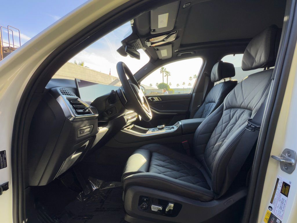 2026 BMW X5 50e - Photo 10